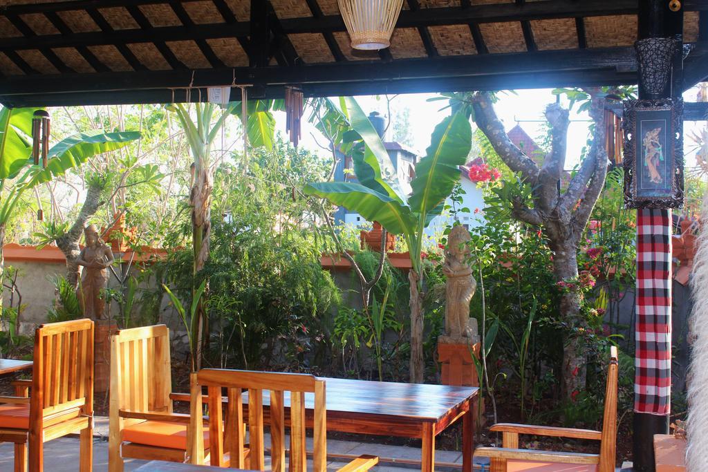 Mahogany Cottage Gili Meno Exterior photo