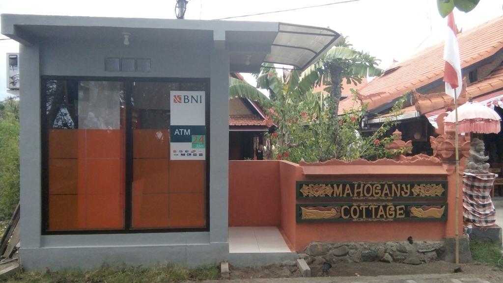Mahogany Cottage Gili Meno Exterior photo
